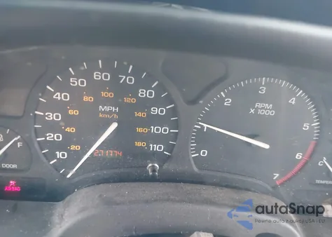 2001 Saturn Sl1 from USA, damaged, VIN 1G8ZH52861Z207239